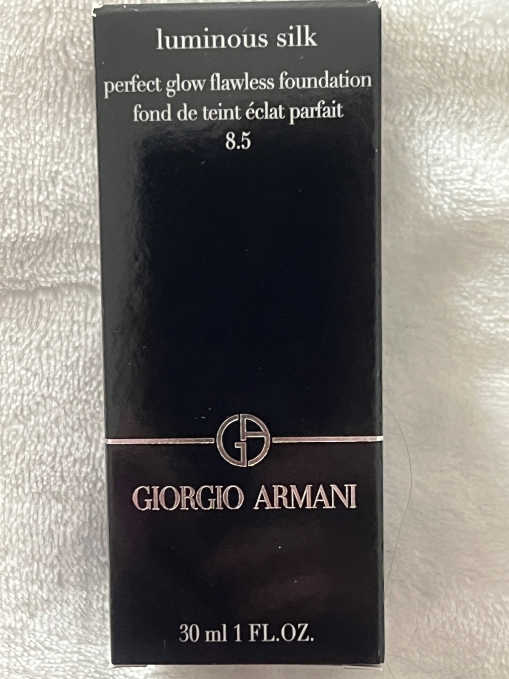 Giorgio Armani Luminous Silk Foundation - original Formula- shade 8.5